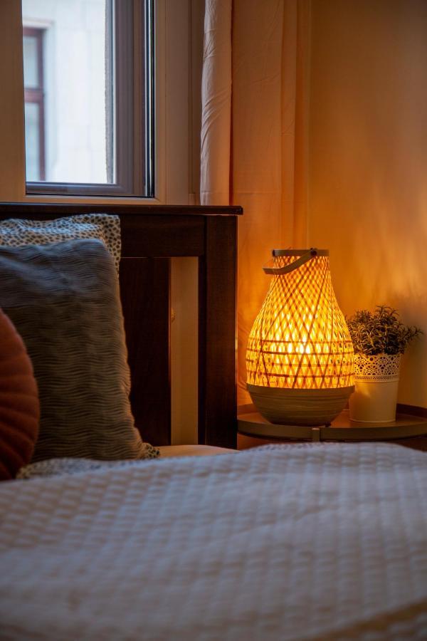 Cozy Home By Bella In The Heart Of Budapest Bagian luar foto