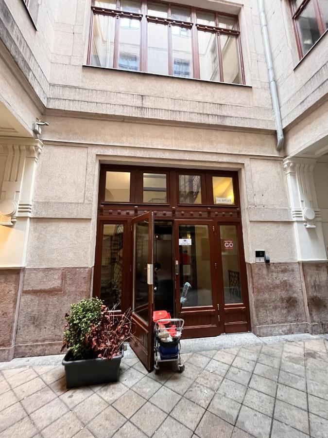 Cozy Home By Bella In The Heart Of Budapest Bagian luar foto
